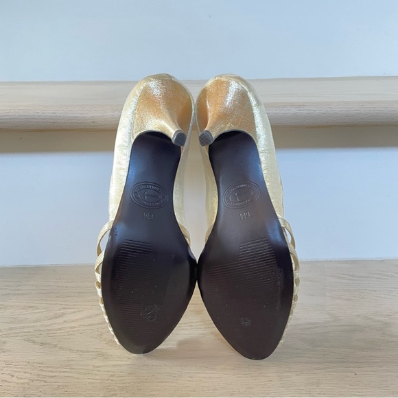 A. MARINELLI | Gold Heeled Open Toe Shoes - Picture 4 of 10